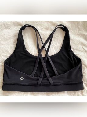 Lululemon Black Strappy Crisscross Back Sports Bra Small Size 6 Approx